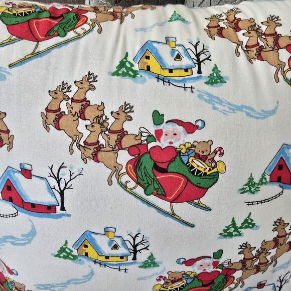 Vintage Handmade Christmas Santa Throw Pillow Pair 14x14 Holiday - Picture 1 of 9